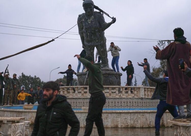 Syrian Government and Kurdish-led Force Agree to Unite After Clashes