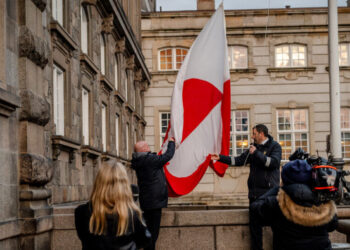 European Union Officials Lean Toward Negotiating, Not Retaliating, Over Trump Tariff Threat
