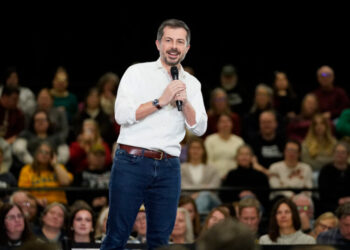 Buttigieg and Booker Lead Push to Hammer Republicans on Health Care