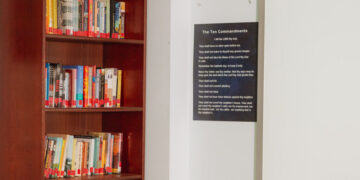 Texas Schools Wait as Law on Ten Commandments Reaches Appeals Court