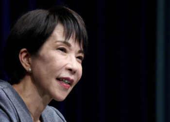 Japan’s Leader Calls for Snap Election in Bid to Expand Power