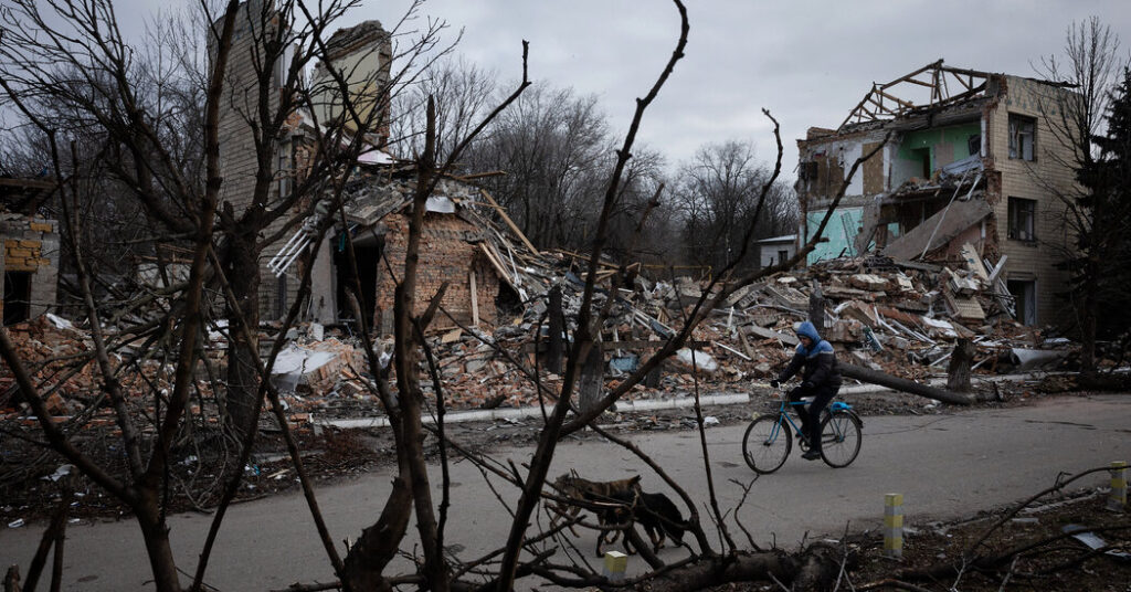 At the Center of Trump’s Vision for Rebuilding Ukraine: BlackRock