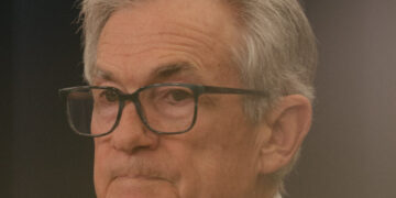 Powell Will Attend Supreme Court Arguments on Trump’s Effort to Fire Fed Official