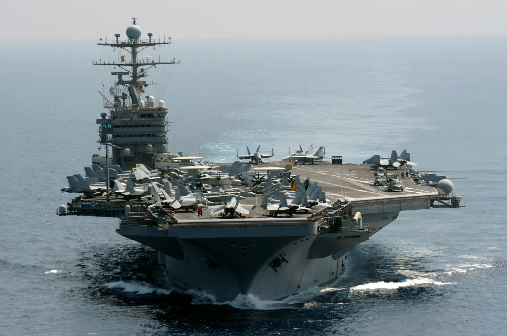 USS Abraham Lincoln transits the Indian Ocean