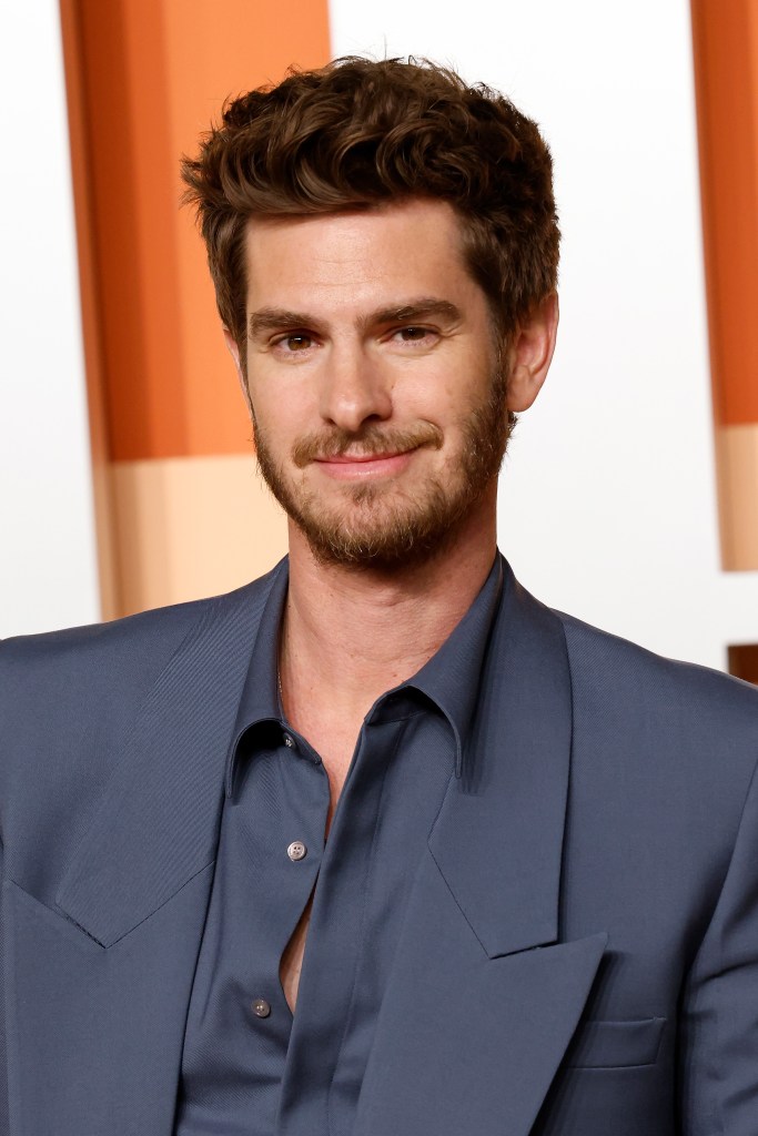 Andrew Garfield attends the 2025 Vanity Fair Oscar Party.