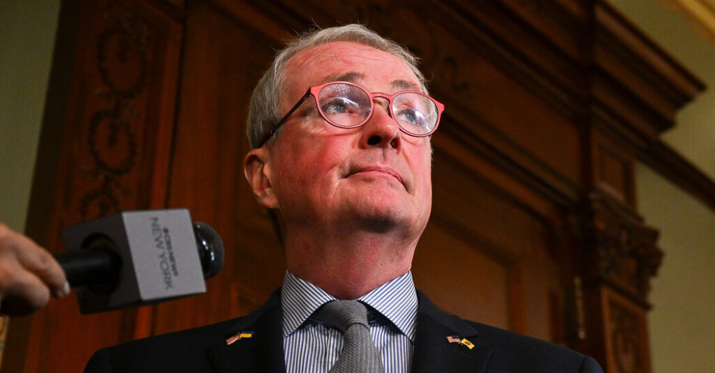 In Final Hours as Governor, Murphy Vetoes 2 Immigrant Rights Bills