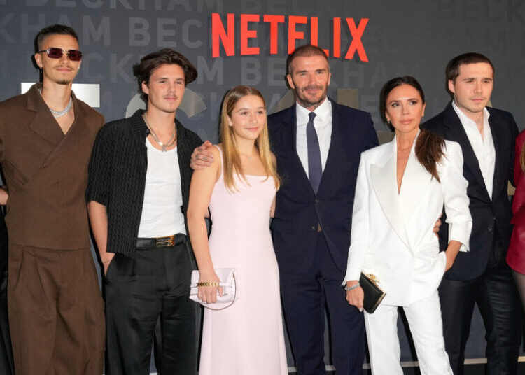 The Beckhams Are Fighting. Here’s What’s Going On.