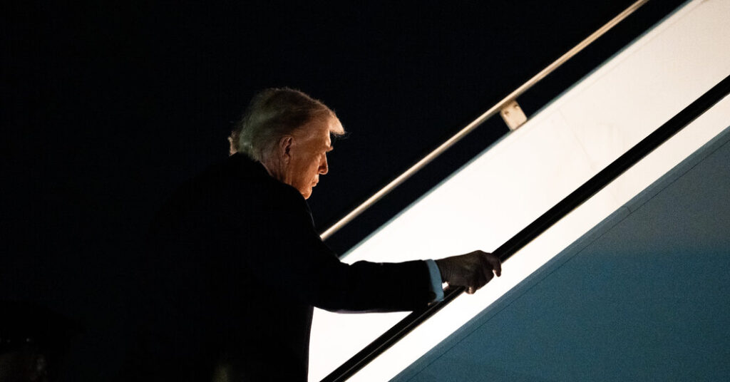 Trump Threatens New Trade War as Court Weighs Whether to Check Him