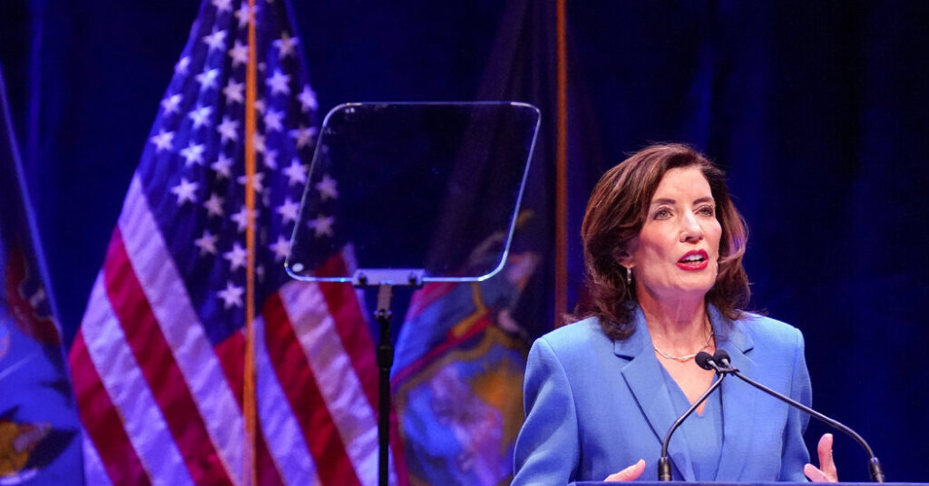 Hochul Unveils $260 Billion N.Y. Budget That Avoids Raising Taxes