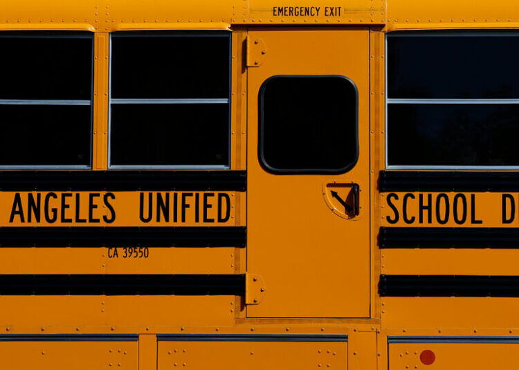 White Students Hurt by L.A. Desegregation Policy, Lawsuit Says