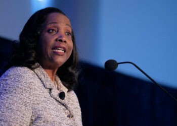 Supreme Court Considers Trump’s Attempt to Fire Fed Governor Lisa Cook