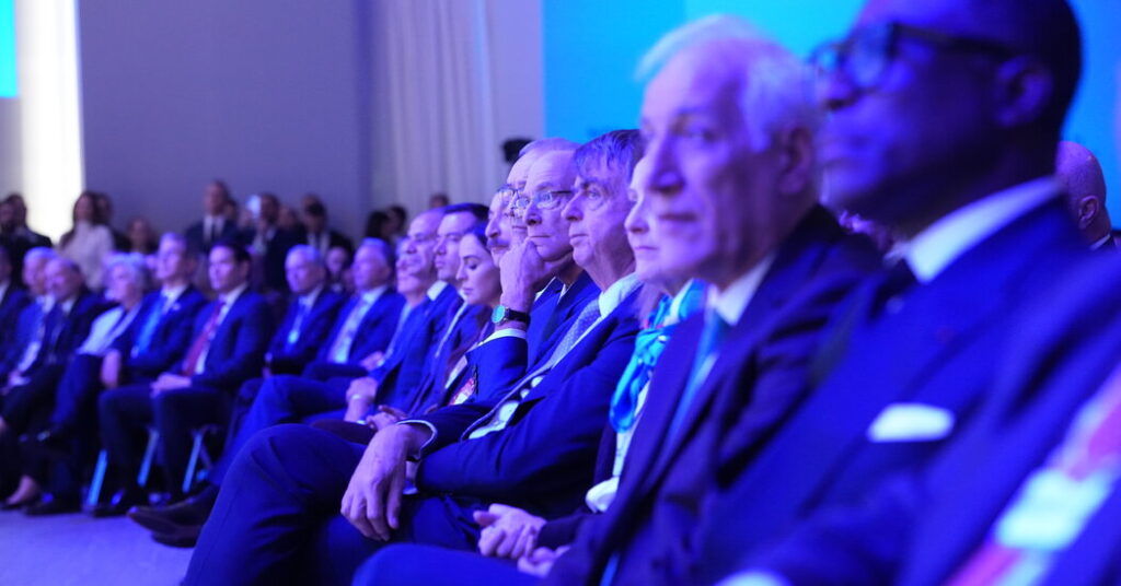 At Davos, a Clash Between Trump’s World and the Old World