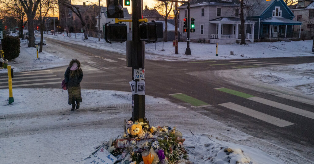 Private Autopsy Shows Renee Good Was Shot at Least 3 Times, Lawyers Say