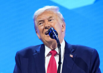 Trump Threatens Europe Over Greenland, but Rules Out Sending Troops