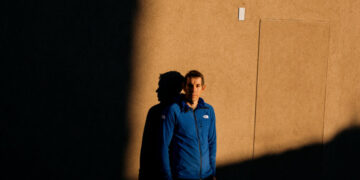 He Climbed a Cliff in ‘Free Solo.’ Now He’ll Try a Skyscraper.