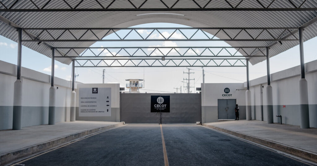 Appeals Court Weighs Trump’s Effort to Use War Power for Deportations