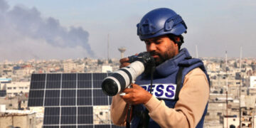 Israeli Strikes in Gaza Kill 11, Including Three Journalists