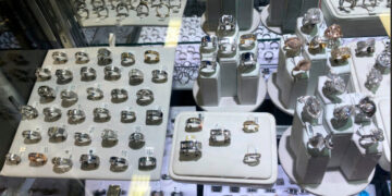 Man Accused in $100 Million Jewel Heist Is Deported, Thwarting Trial