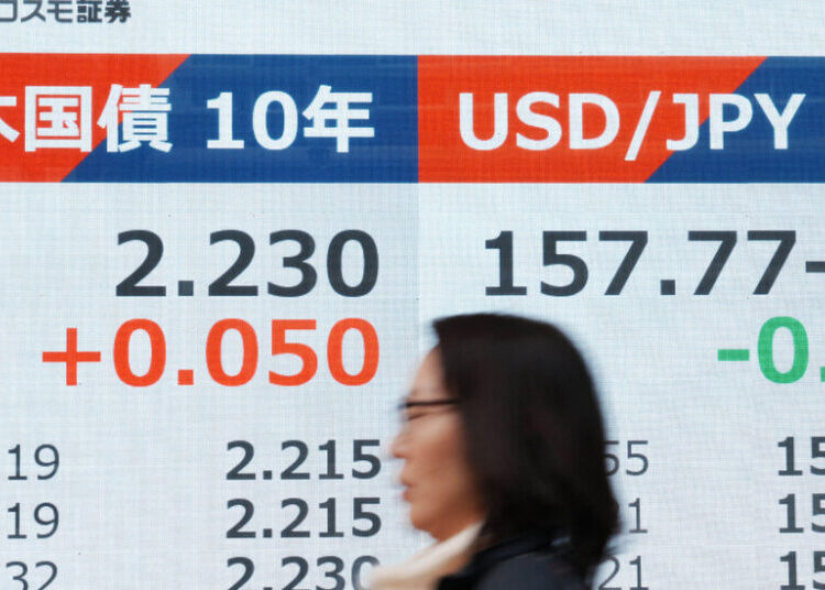 Tremors in Japan Prompt Treasury to Weigh Currency Intervention