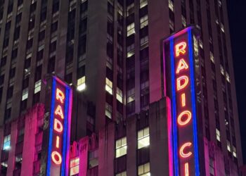 The Philharmonic Finally Plays Radio City