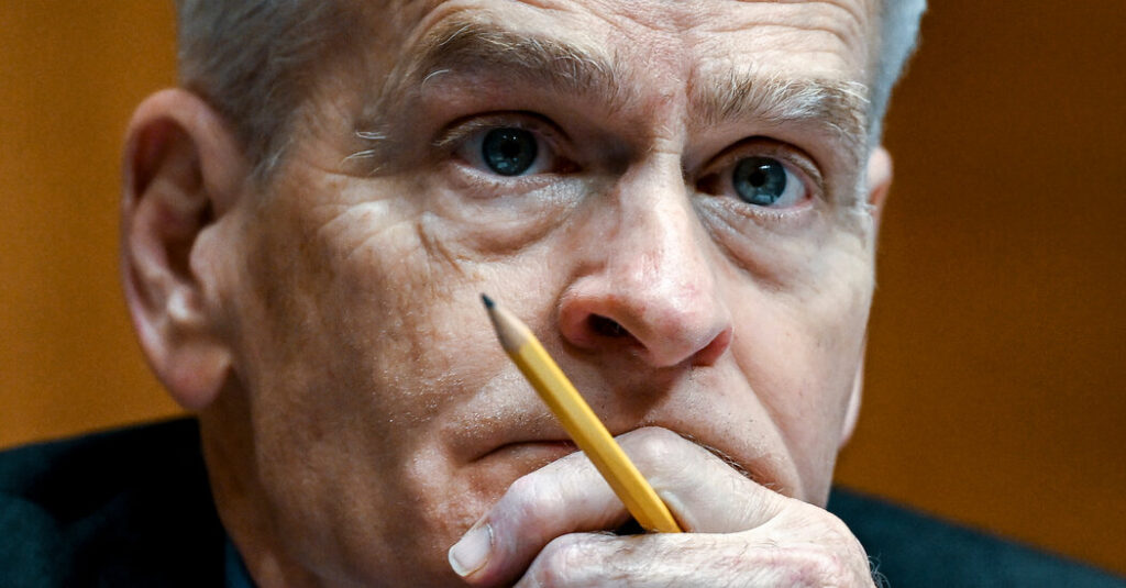 A Republican Vaccine Defender Fights to Hang On