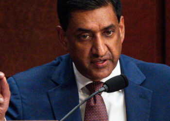 Simple or Simplistic? Three Experts Spar Over a California Billionaire Tax.