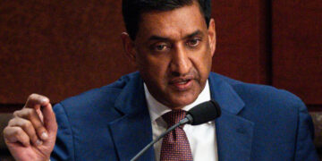 Simple or Simplistic? Three Experts Spar Over a California Billionaire Tax.