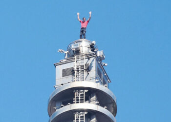 Climbing a Skyscraper