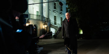 As Trump Focuses Abroad, G.O.P. Toils to Hone Election Message