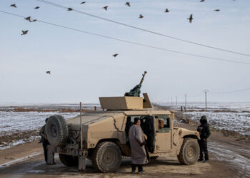 Syrian and Kurdish Troops in Standoff as Truce Deadline Passes