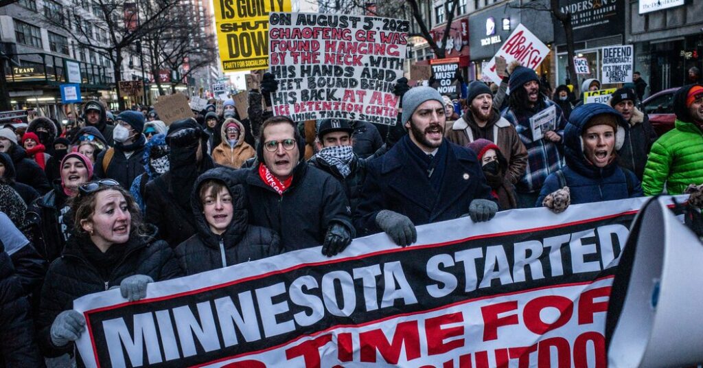 Over a Thousand Protesters in New York Denounce ICE After Latest Killing