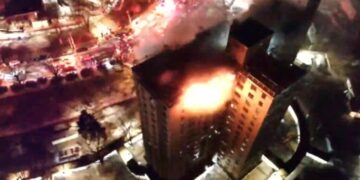 1 Killed and 14 Injured in Fire at Bronx Apartment Building