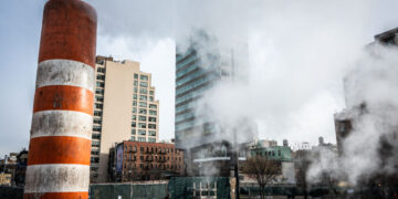 New York’s Latest Forecast Shows Heavy Snow, Then Sleet