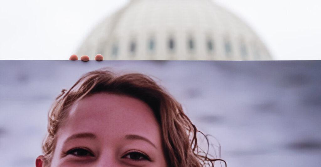 As Minneapolis Rages, Legislators Move to Restrict ICE in Their States