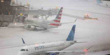 Winter Storm Drives U.S. Flight Cancellations to Pandemic-Level Numbers
