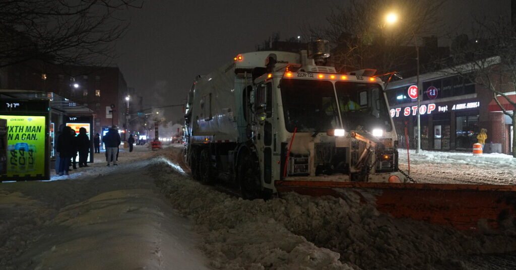 Storm Dumps a Foot of Snow in 18 States