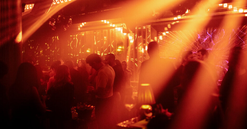 A Place to See Paris as Never Before, Again