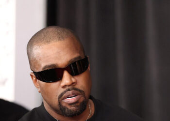 Ye Apologizes for Antisemitic Behavior, Again