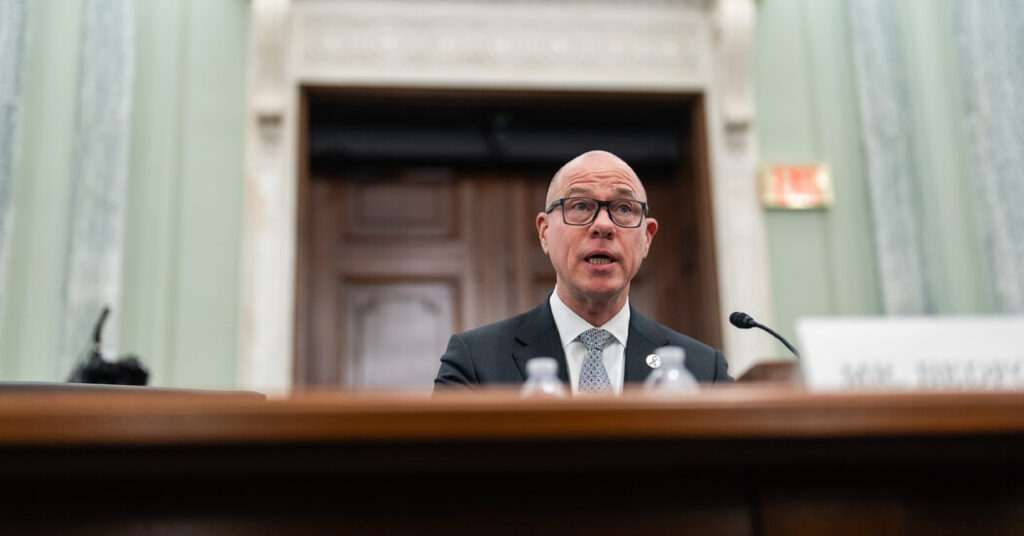 F.A.A. Rolls Out Agency Overhaul for Improving Air Safety