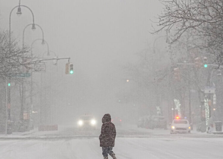 New York City Races to Help Homeless People as Temperatures Plunge