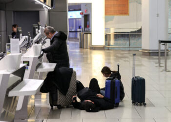 Winter Storm Disrupts Air Travel Plans for Thousands on Monday
