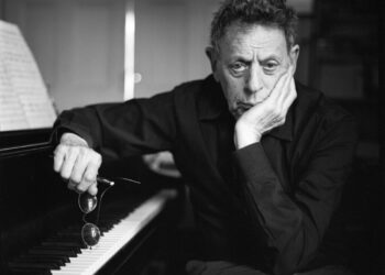 Philip Glass pulls world premiere from Kennedy Center
