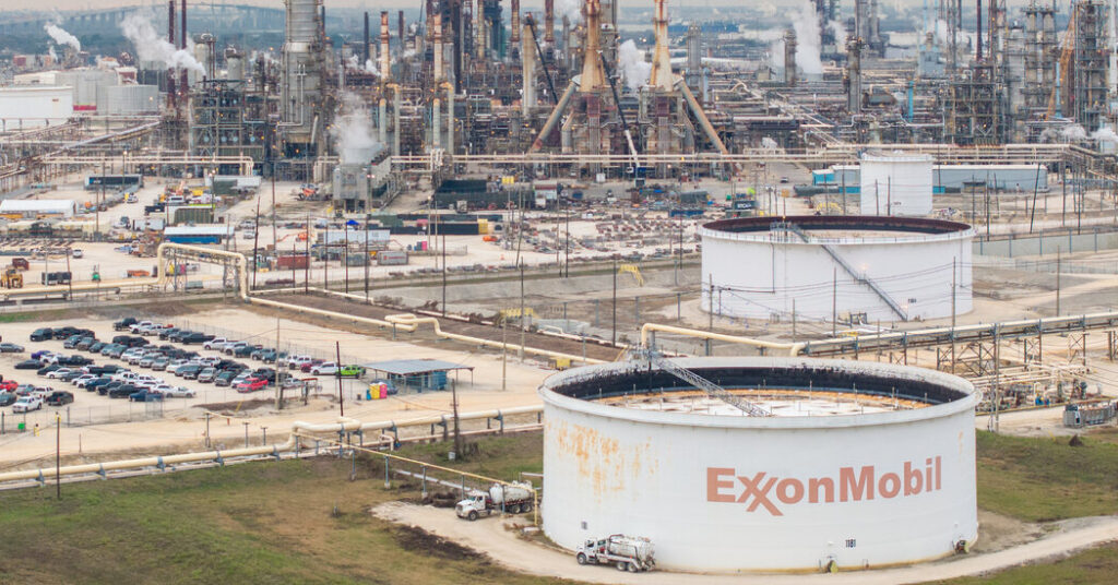 Michigan Sues Oil Giants, Saying They Collude to Make Energy Costlier