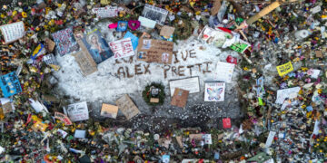 Republicans Shift Tone After Killings, Criticizing Trump’s Immigration Push