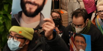 Dozens Arrested After Anti-ICE Protest at a Manhattan Hilton