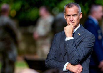 At the Center of the ICE Uproar, a Familiar Figure: Corey Lewandowski