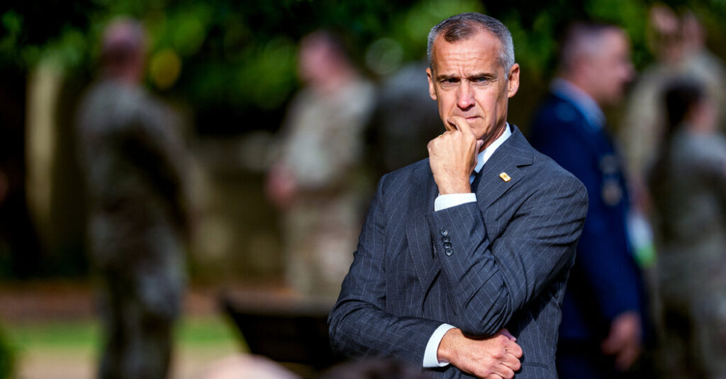 At the Center of the ICE Uproar, a Familiar Figure: Corey Lewandowski