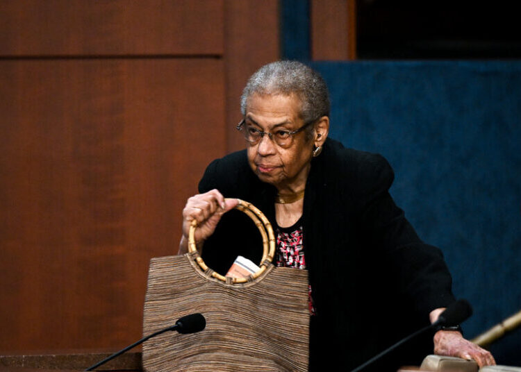 Breaking Silence, Eleanor Holmes Norton Announces Retirement