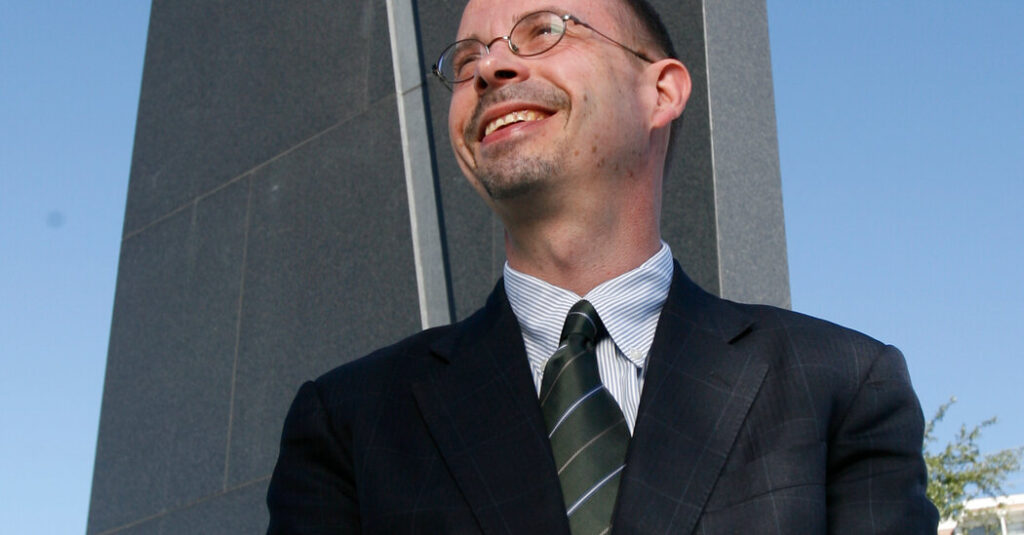 John L. Allen Jr., Journalist With Inside Access to the Vatican, Dies at 61