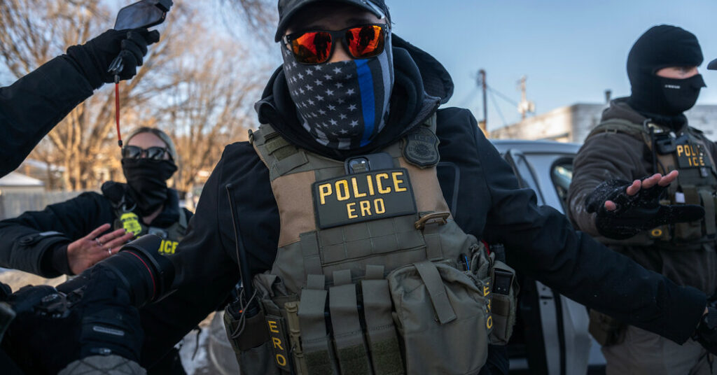 Republicans Gave ICE a Slush Fund. Democrats Want to Limit It.